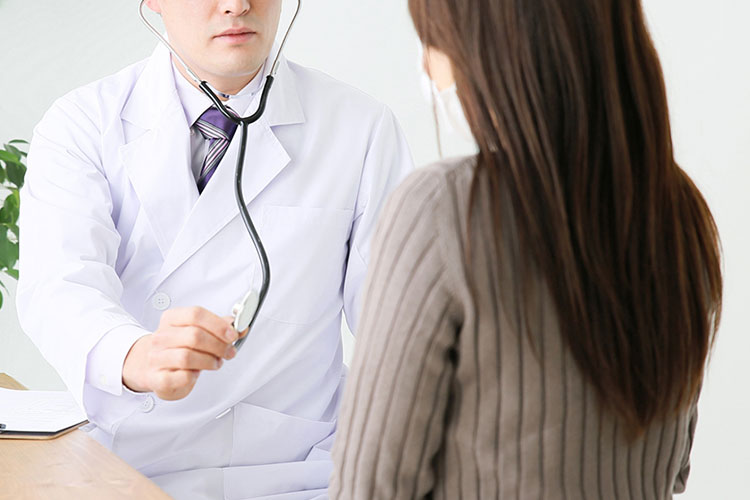 医師の診察のイメージ写真01